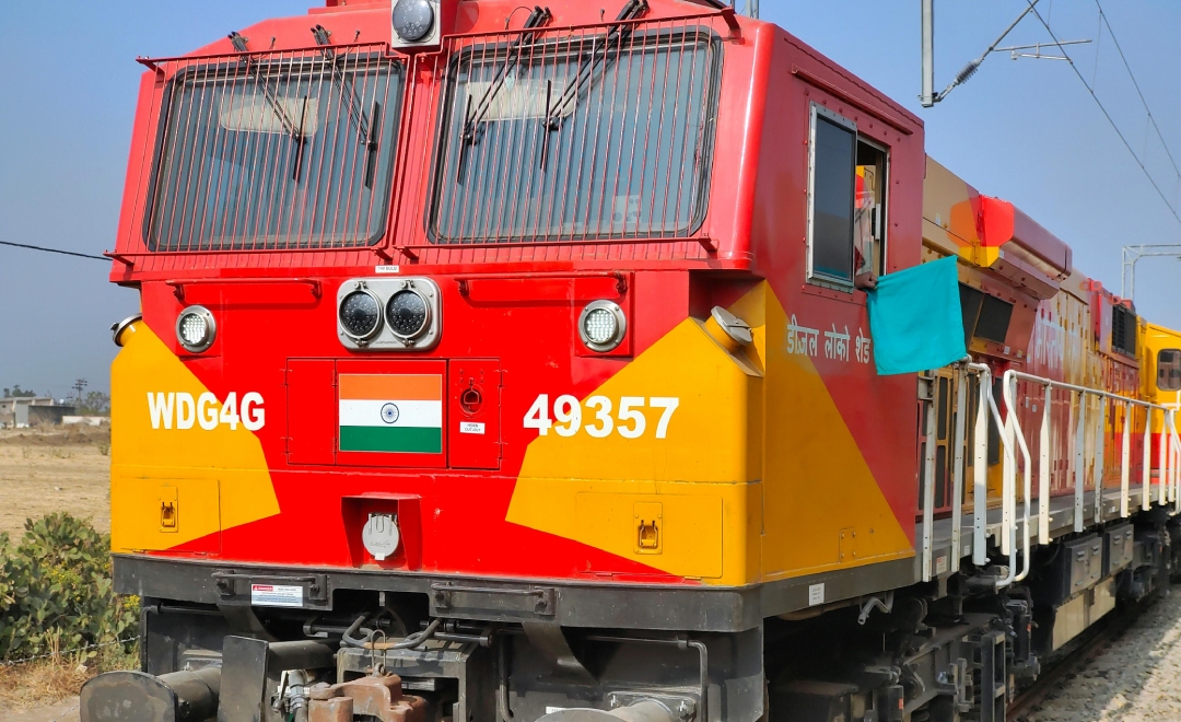 Indian Railway: यात्रीगण कृपया ध्यान दें! ये 19 ट्रेन 21 अप्रैल तक रद्द, असुविधा से बचने के लिए देखिए लिस्ट