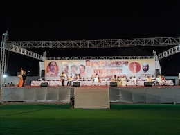 सभेनंतर काँग्रेसच्या 2 नेत्यांमध्ये फ्री स्टाइल हाणामारी, गाडीची फोडली काच