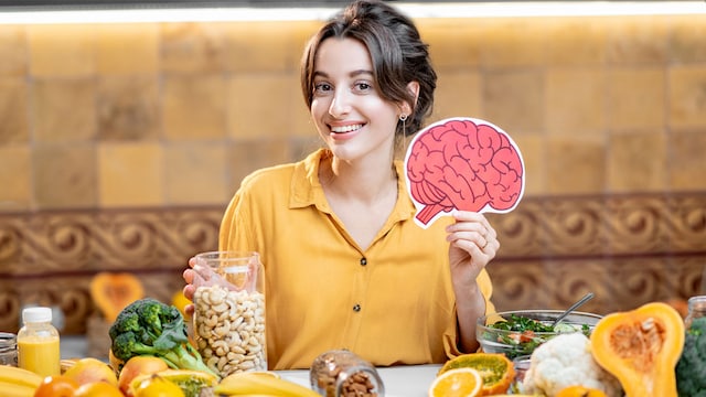 30 Day Fitness Challenge: Try These Healthy Foods To Improve Brain Health