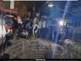 मांजरीला वाचवण्यासाठी एका मागून एक 6 जणांच्या विहिरीत उड्या; नगरच्या कुटुंबातील 5 जणांचा मृत्यू मांजरीला वाचवण्यासाठी एका मागून एक 6 जणांच्या विहिरीत उड्या; नगरच्या कुटुंबातील 5 जणांचा मृत्यू