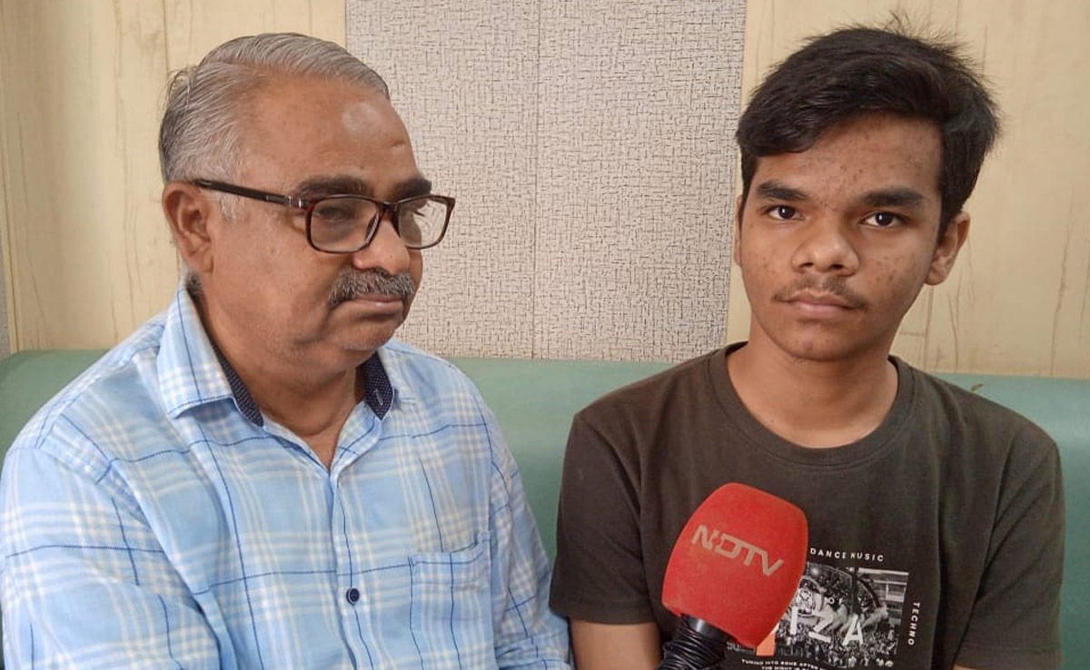 JEE Mains में MP टॉप करने वाले आदित्य ने बताए अपनी सफलता के राज, ऐसा करके क्रैक हो सकता है एग्जाम