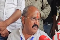 Lok Sabha Election 2024:दूसरे चरण की वोटिंग के दौरान बदला मौसम तो चाय की चुस्की लेने पहुंचे गुंजल Lok Sabha Election 2024:दूसरे चरण की वोटिंग के दौरान बदला मौसम तो चाय की चुस्की लेने पहुंचे गुंजल