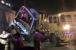5 Dead, Many Injured After Kolkata-Bound Bus Falls From Bridge In Odisha 5 Dead, Many Injured After Kolkata-Bound Bus Falls From Bridge In Odisha