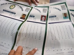 Fake Degree Racket: दर्जनों मार्कशीट, कई आंसर शीट, राजस्थान में फर्जी डिग्री देने वाले आरोपी के घर से मिला फेक डॉक्यूमेंट का जखीरा Fake Degree Racket: दर्जनों मार्कशीट, कई आंसर शीट, राजस्थान में फर्जी डिग्री देने वाले आरोपी के घर से मिला फेक डॉक्यूमेंट का जखीरा
