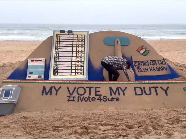 Sudarsan Pattnaik's 'My Vote, My Duty' Sand Sculpture Raises Awareness About Voting