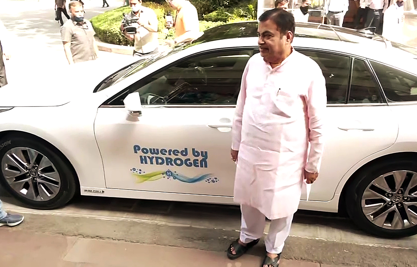 India To Get Rid Of Petrol And Diesel Vehicles? What Nitin Gadkari Said