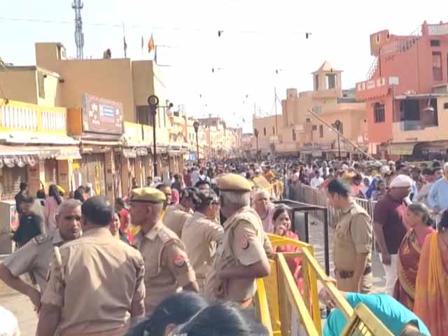 अयोध्या : राम नवमी के लिए खास व्यवस्था, दुकानदार परेशान