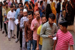 Lok Sabha Election 2024 Phase 2 Voting: एमपी-छत्तीसगढ़ के इन सीटों पर मतदान, क्या है माहौल? Lok Sabha Election 2024 Phase 2 Voting: एमपी-छत्तीसगढ़ के इन सीटों पर मतदान, क्या है माहौल?