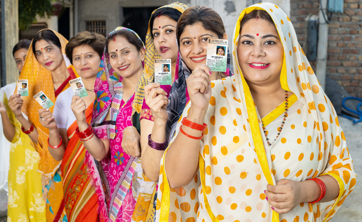 Bihar Elections 2025:क्या बिना Voter ID के वोट डाल सकते हैं? जानें किन डॉक्यूमेंट्स को दिखाकर कर पाएंगे वोटिंग