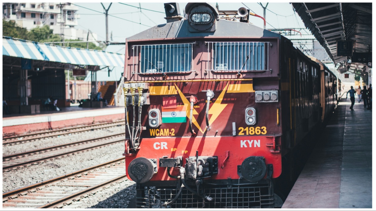 ''Look Between Y And I'': Railways Ministry Joins The Viral ''Keyboard Letter'' Trend