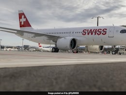 Couple Engage In Sexual Activity On Flight, Crew Under Probe For Video Leak Couple Engage In Sexual Activity On Flight, Crew Under Probe For Video Leak