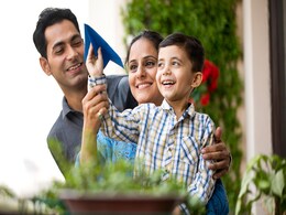 बच्चे माता-पिता से सीखते हैं ये 5 अच्छी बातें, जीवनभर साथ रहती है पैरेंट्स की ये सीख बच्चे माता-पिता से सीखते हैं ये 5 अच्छी बातें, जीवनभर साथ रहती है पैरेंट्स की ये सीख