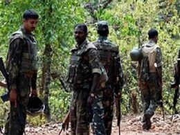 Naxal Encounter: कांकेर में पुलिस और नक्सलियों के बीच मुठभेड़ जारी, रुक रुक कर हो रही फायरिंग