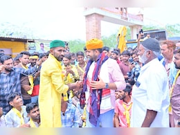 Rajasthan Politics: रविंद्र भाटी को भारत विरोधी विदेशी ताकतों से मिल रही फंडिग? लंदन दौरे की तस्वीर से मचा सियासी बवाल, जानें पूरा मामला Rajasthan Politics: रविंद्र भाटी को भारत विरोधी विदेशी ताकतों से मिल रही फंडिग? लंदन दौरे की तस्वीर से मचा सियासी बवाल, जानें पूरा मामला