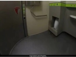 Intriguing Video Shows How A Self Cleaning Public Toilet In Paris Works Intriguing Video Shows How A Self Cleaning Public Toilet In Paris Works