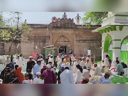 Bhojshala-Kamal Maula Masjid Row: सर्वे में खुदाई के दौरान मिली ऐसी चीज, हिंदू और मुसलमानों के बाद अब बौद्धों ने भी ठोका दावा Bhojshala-Kamal Maula Masjid Row: सर्वे में खुदाई के दौरान मिली ऐसी चीज, हिंदू और मुसलमानों के बाद अब बौद्धों ने भी ठोका दावा
