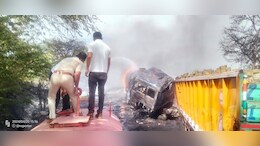 राजस्थान में बड़ा हादसा, ट्रेलर और टैंकर की भिड़ंत के बाद लगी भीषण आग, जिंदा जला युवक