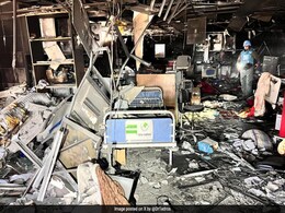 गाजा का सबसे बड़ा अस्पताल मानव कब्रों वाले एक खाली खोल में तब्दील : WHO गाजा का सबसे बड़ा अस्पताल मानव कब्रों वाले एक खाली खोल में तब्दील : WHO