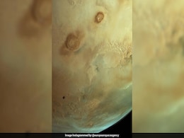European Space Agency Shares Unseen Pics Of Mars' Towering Volcanoes, Planet's Largest Moon European Space Agency Shares Unseen Pics Of Mars' Towering Volcanoes, Planet's Largest Moon