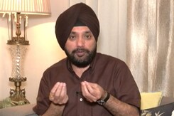 "No Congress Poster On Delhi's 7 Seats": Arvinder Lovely Points To AAP "No Congress Poster On Delhi's 7 Seats": Arvinder Lovely Points To AAP