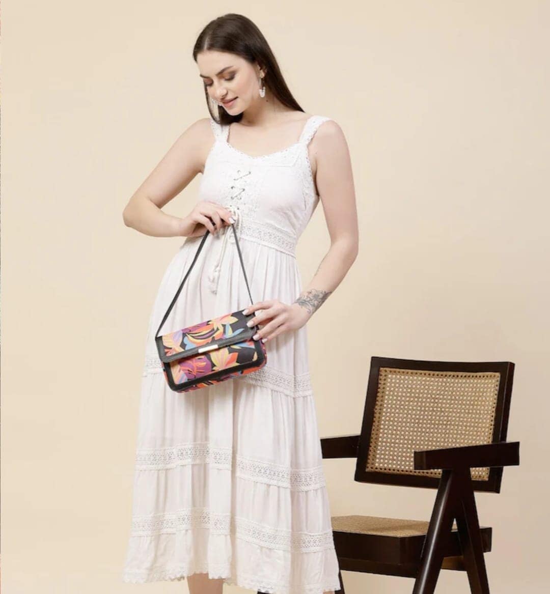 Best Deals On Branded Handbags, Wallets From Myntra