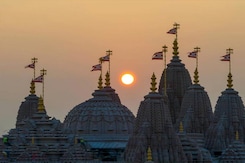 Over 3.5 Lakh Visit Abu Dhabi's BAPS Temple In A Month Since Inauguration Over 3.5 Lakh Visit Abu Dhabi's BAPS Temple In A Month Since Inauguration