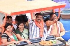 Roadshows, Rallies, Yatras, Musical Jab, And More On Poll Pulse Today Roadshows, Rallies, Yatras, Musical Jab, And More On Poll Pulse Today