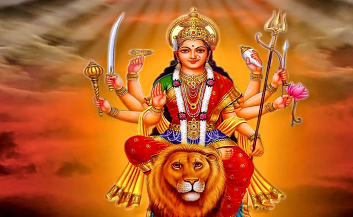 Chaitra Navratri Niyam: पहली बार रखने जा रहे हैं नवरात्रि उपवास, तो जान लें व्रत का महत्व, नियम, क्या खाएं और क्या नहीं