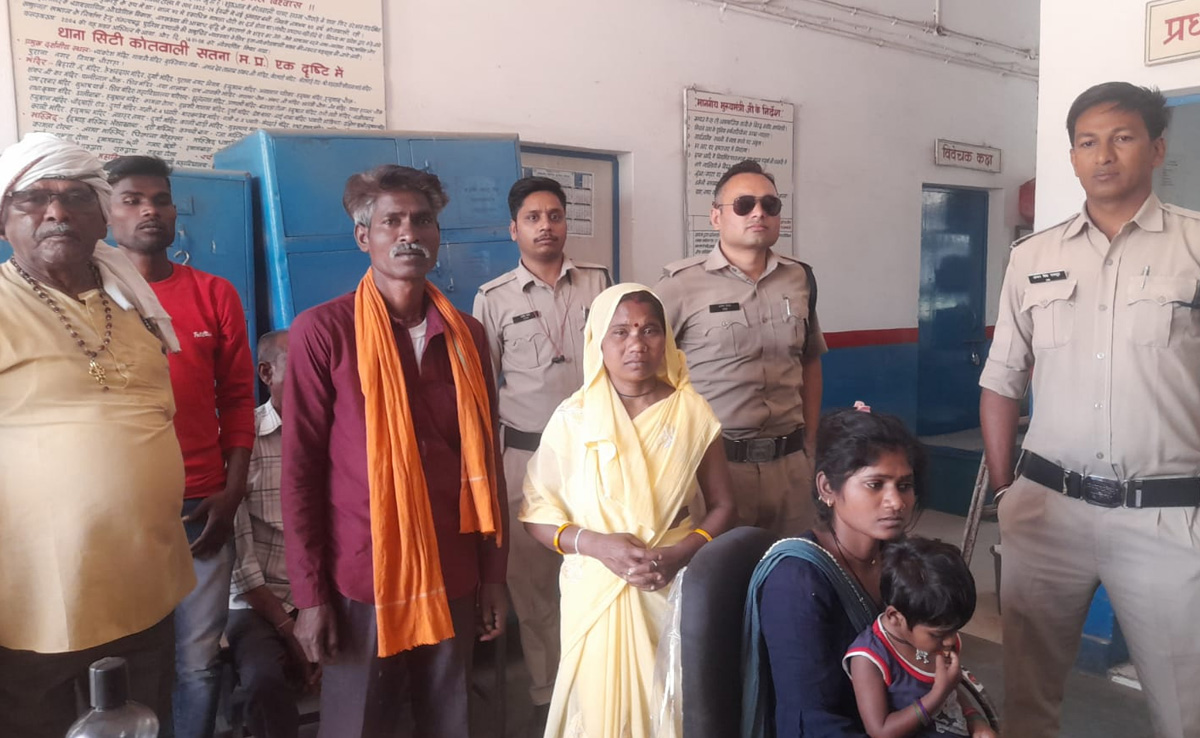 Satna: दूध लेने गई ढाई साल की मासूम का हुआ अपहरण, कुछ ही घंटों में आरोपी को पुलिस ने किया गिरफ्तार