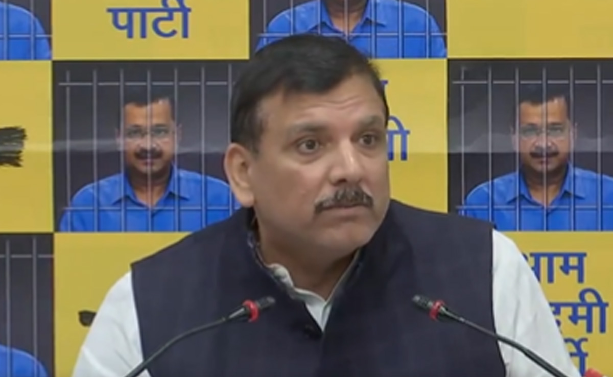 Delhi Liquor Scam: जेल से निकलने के बाद आप नेता संजय सिंह हुए हमलावार, शराब घोटाला के लिए बता दिया BJP को जिम्मेदार