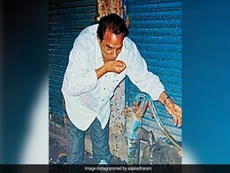 हैंडपंप पर पानी पीते हुए धर्मेंद्र ने शेयर किया पुराना फोटो, फैंस को आई गदर की याद, लोग बोले- इसे सनी पाजी हैंडपंप पर पानी पीते हुए धर्मेंद्र ने शेयर किया पुराना फोटो, फैंस को आई गदर की याद, लोग बोले- इसे सनी पाजी