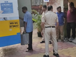 Mumbai : नाकाबंदी के दौरान पुलिस ने पकड़ी 3 करोड़ की नकदी, ड्राइवर और गार्ड से की पूछताछ