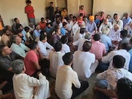 Rajasthan Lok Sabha Phase 2 Voting: राजस्थान के कई बूथ पर मतदान का बहिष्कार, बारां-छीपाबड़ौद के केंद्र पर पड़ा मात्र 1 वोट Rajasthan Lok Sabha Phase 2 Voting: राजस्थान के कई बूथ पर मतदान का बहिष्कार, बारां-छीपाबड़ौद के केंद्र पर पड़ा मात्र 1 वोट