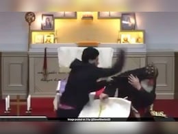 "तुम मेरे बेटे हो" : सिडनी के बिशप ने हमलावर को किया माफ, लोगों से शांत रहने का किया आह्वान