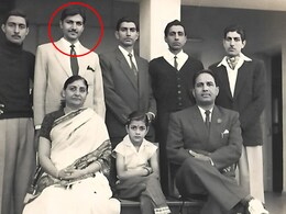 राज कपूर का इस शख्स से है खास रिश्ता, इन्हें देखते ही लोग छुपा लेते थे अपनी पत्नियां...फोटो में खड़े सुपरस्टार को पहचाना? राज कपूर का इस शख्स से है खास रिश्ता, इन्हें देखते ही लोग छुपा लेते थे अपनी पत्नियां...फोटो में खड़े सुपरस्टार को पहचाना?