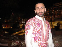 Orry Asks People To "Not Stop Working On Your Dreams" While Eating A Dhokla