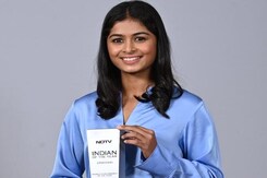 Shreyanka Patil ने जीता Sports performance of The Year का अवॉर्ड, जताया आभार Shreyanka Patil ने जीता Sports performance of The Year का अवॉर्ड, जताया आभार