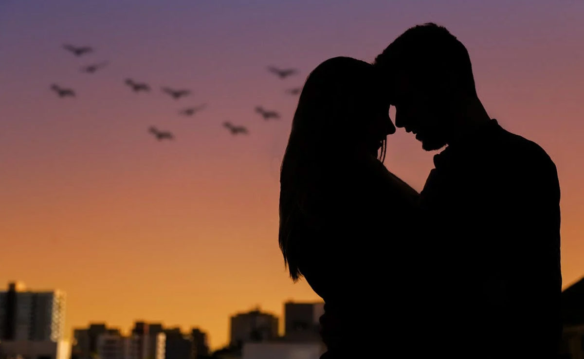 Relationship Tips: रिश्तों में नहीं आएगी कोई भी प्रॉब्लम, इन टिप्स को करें फॉलो, हमेशा मधुर रहेंगे संबंध