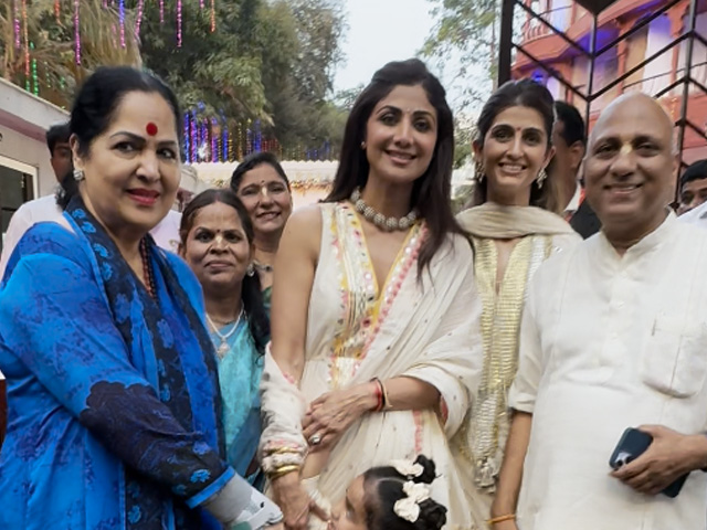 Shilpa Shetty Offers Prayers At ISKCON Temple