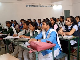 NEET UG रि-एग्जाम के लिए 1563 कैंडिडेट्स को जारी किया गया एडमिट कार्ड NEET UG रि-एग्जाम के लिए 1563 कैंडिडेट्स को जारी किया गया एडमिट कार्ड