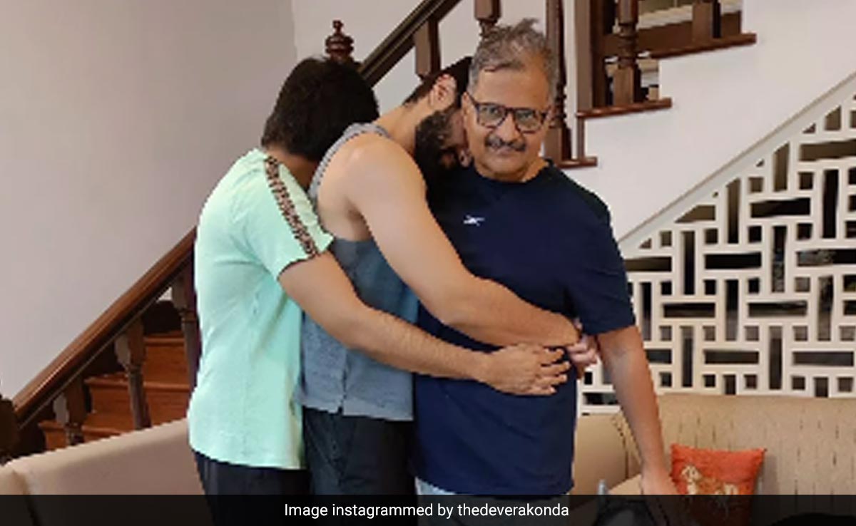 Meet Vijay Deverakonda's Real Life <I>Family Star</i>: "You Struggled, So I Never Have To"