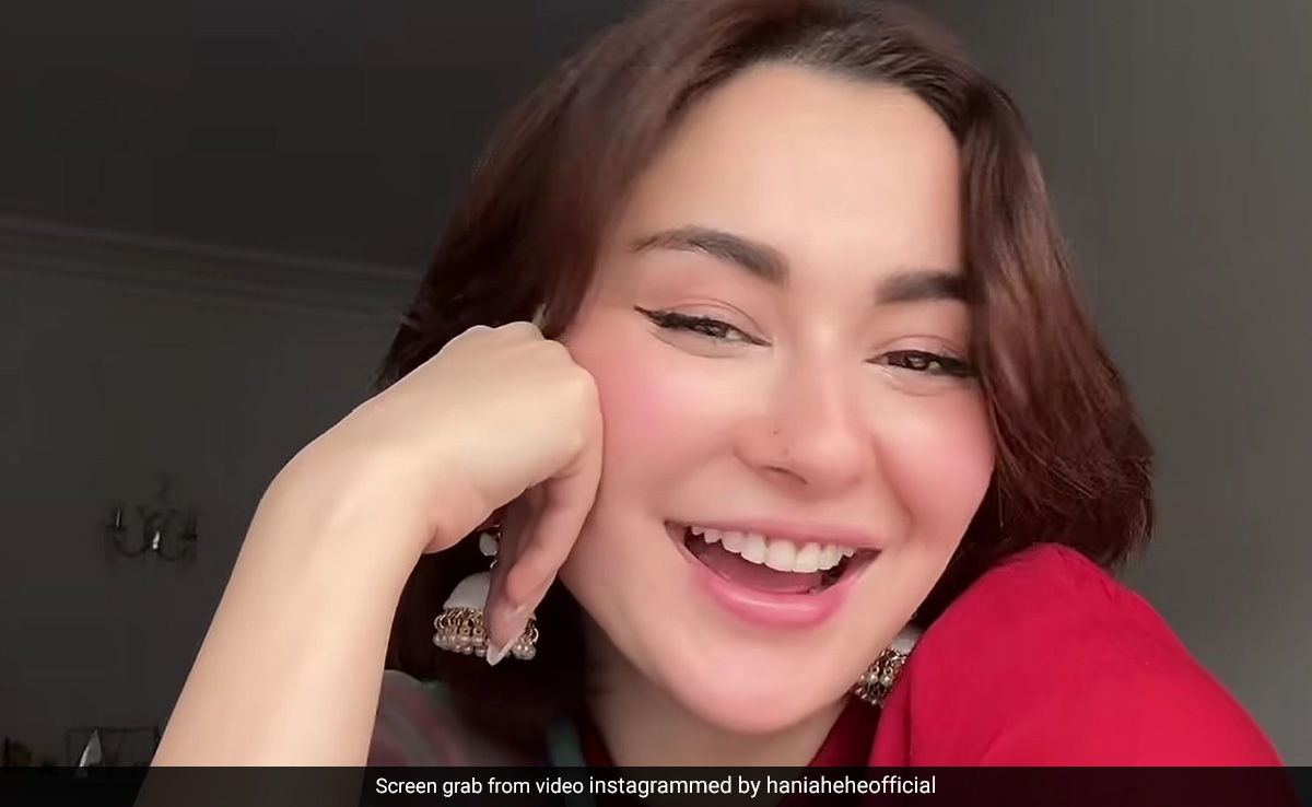 With Flushed Cheeks And Glossy Lips, Hania Aamir's Signature Festive Glam Is Perfect For Eid-Ul-Fitr 2024