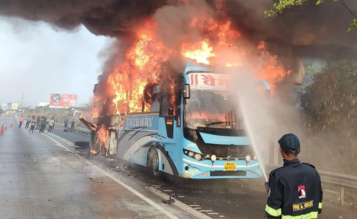 Bus Erupts In Flames On Mumbai-Pune Expressway, 36 Escape Unhurt