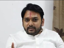 सांगलीच्या जागेचा गुंता वाढला, काँग्रेसचा दावा कायम; मविआच्या अडचणी वाढल्या सांगलीच्या जागेचा गुंता वाढला, काँग्रेसचा दावा कायम; मविआच्या अडचणी वाढल्या