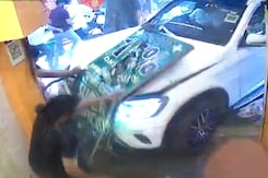 Video: Lawyer Drives Mercedes SUV Into Delhi Kachori Joint, 6 Injured Video: Lawyer Drives Mercedes SUV Into Delhi Kachori Joint, 6 Injured