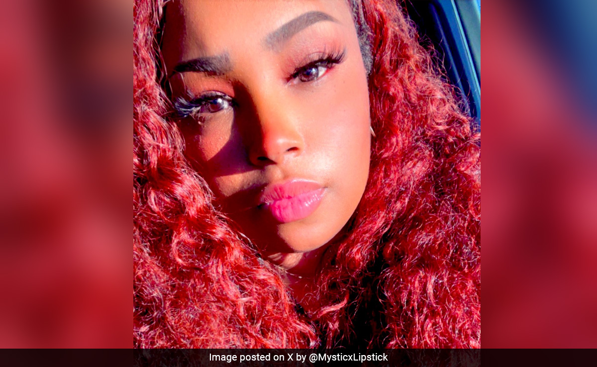 Influencer Upset Over Eclipse Stabs Partner, Throws Kids From Moving Car