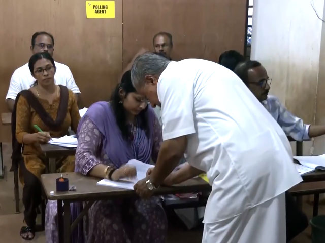 Kerala Chief Minister Pinarayi Vijayan Casts His Vote With Wife, Daughter