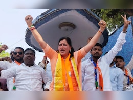 'चूक सुधारा, नाहीतर मोठी किंमत मोजावी लागेल' नवनीत राणांना थेट धमकी 'चूक सुधारा, नाहीतर मोठी किंमत मोजावी लागेल' नवनीत राणांना थेट धमकी