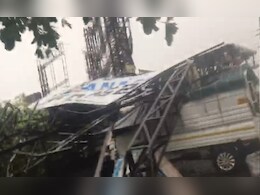 होर्डिंग कोसळल्याने मुंबईपाठोपाठ पिंपरी हादरली, नेमकं घडलं तरी काय?