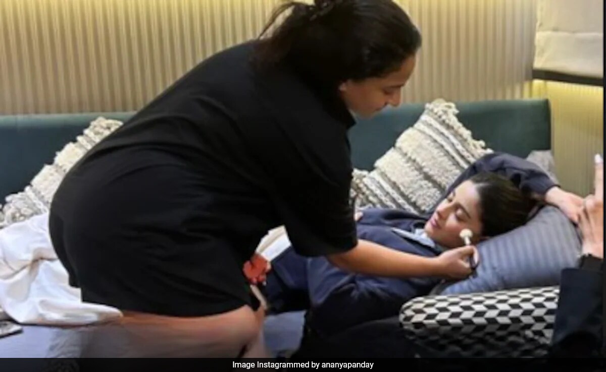 Met Gala But Make It From Ananya Panday's Sofa - See LOL Spin On "Sleeping Beauties" Theme